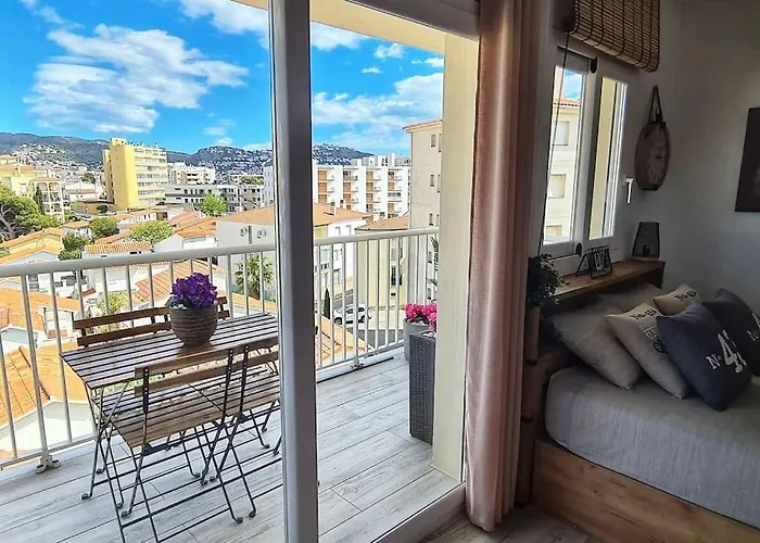 Sunrisemare Vacational شقة روساس