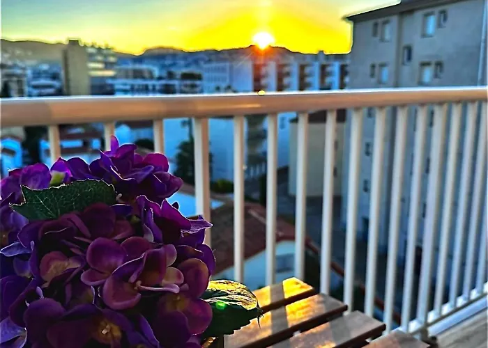 Sunrisemare Vacational